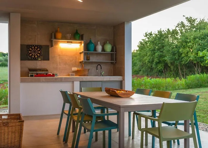 House Brajdine Lounge
